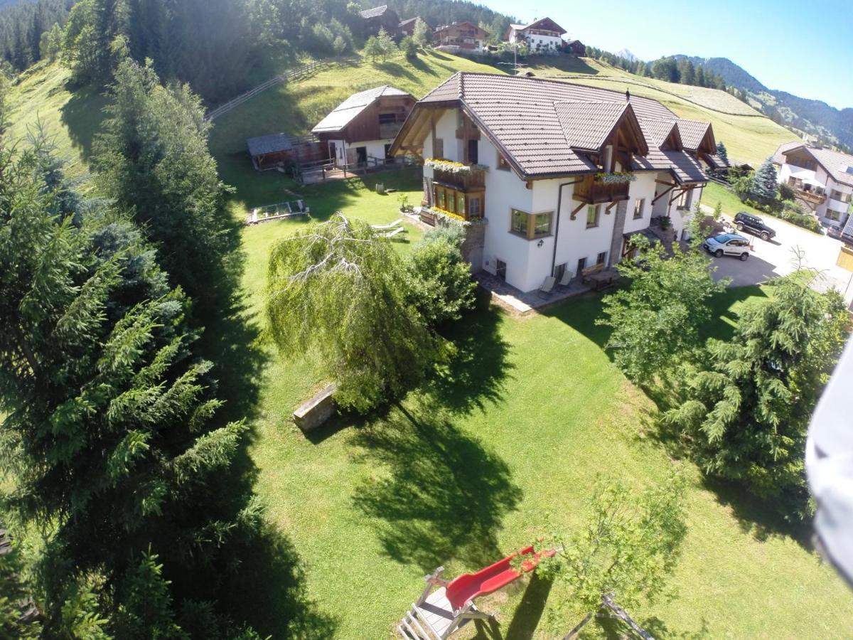 Ferienwohnung Aria D' Pre Abtei Exterior foto
